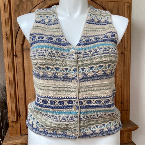 St John’s Bay Women’s Vest - Picture 1 of 3